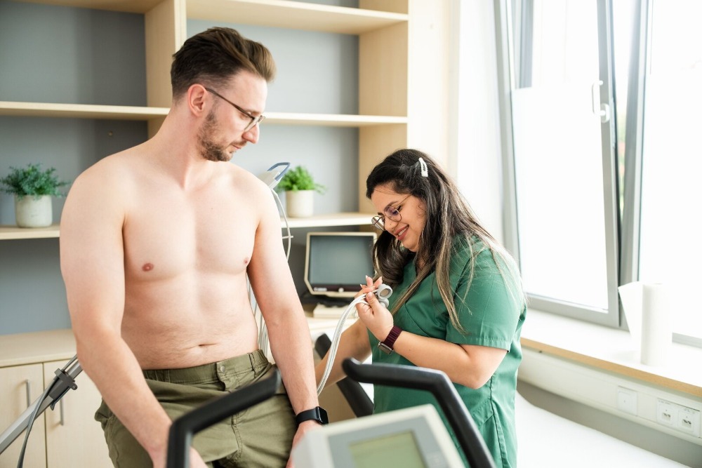kardiologe-essen-dr-med-meyer-und-dr-med-thalayasingam-belastungs-ekg-v2 kardiologe-essen-dr-med-meyer-und-dr-med-thalayasingam- belastungs-ekg-v2